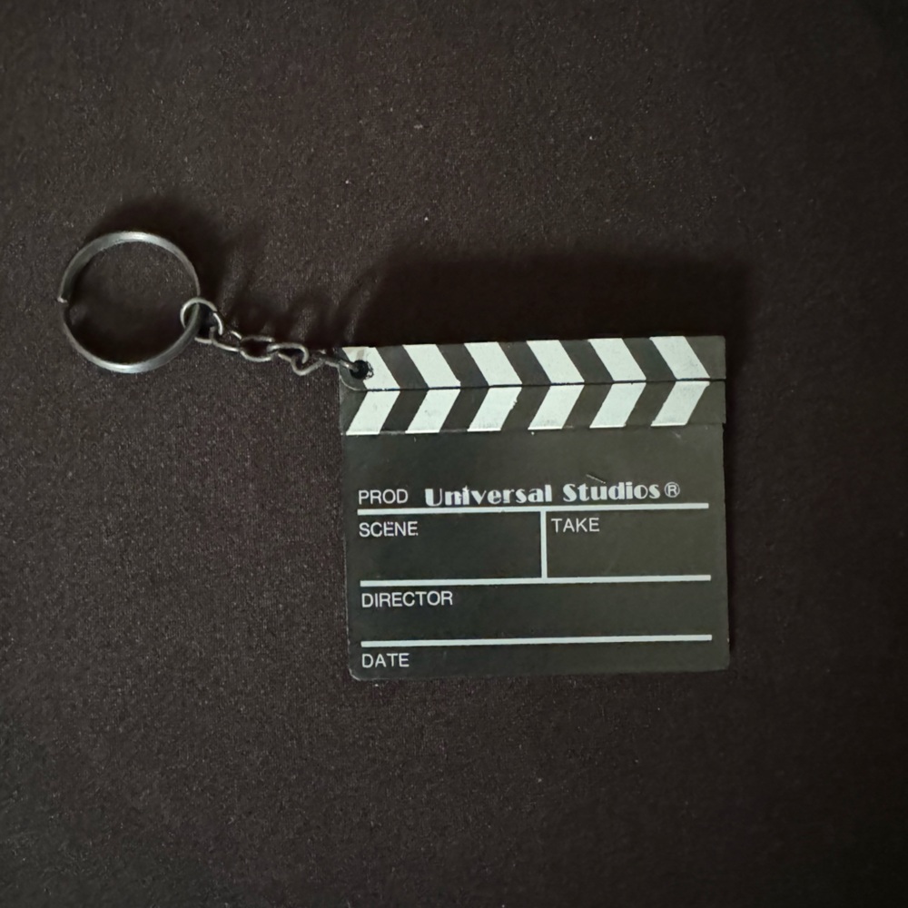 🌷Vintage 90s Universal Studios Movie Clapper Board Keychain Keyring